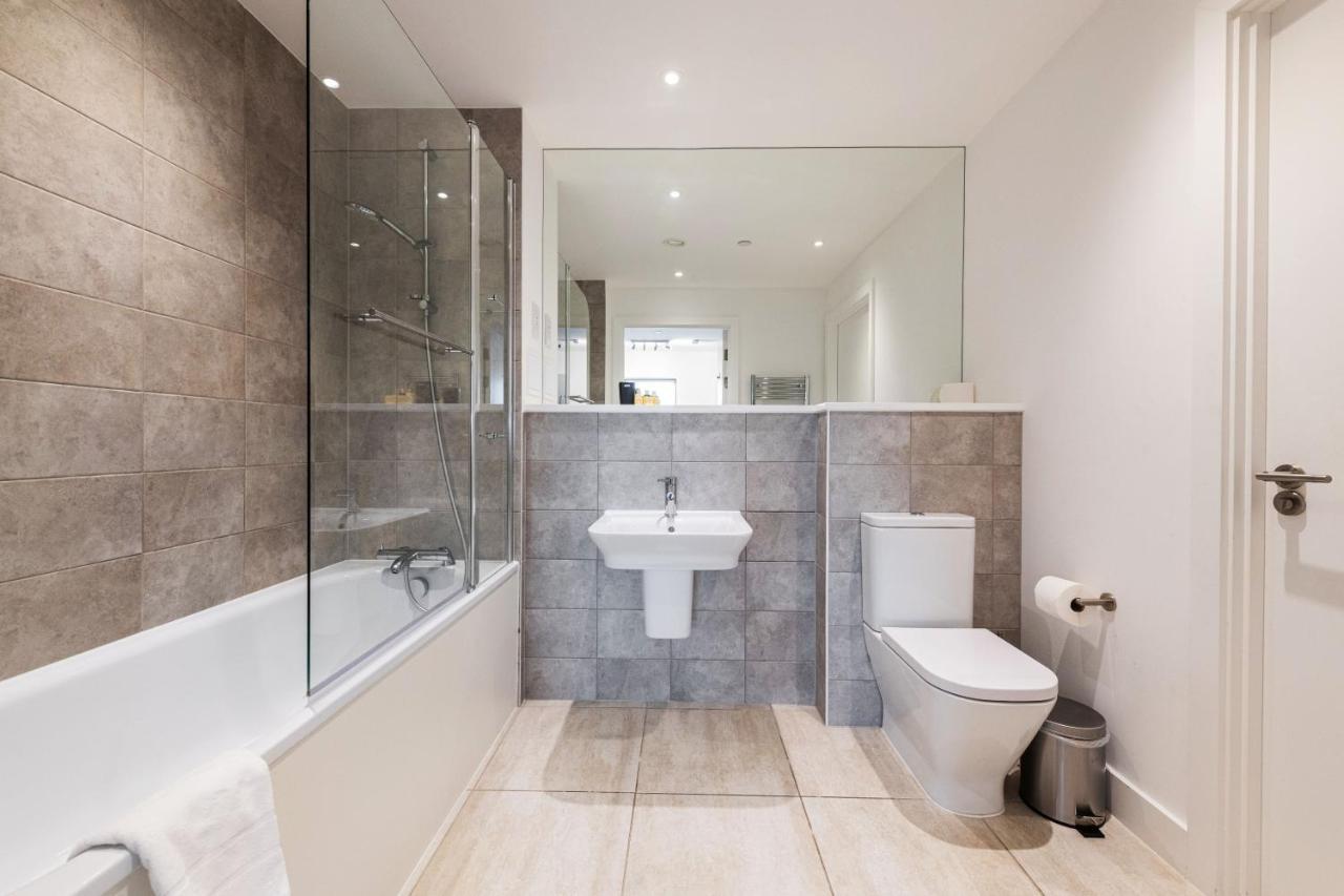 Stayo Apartments Barking Wharf London Eksteriør billede