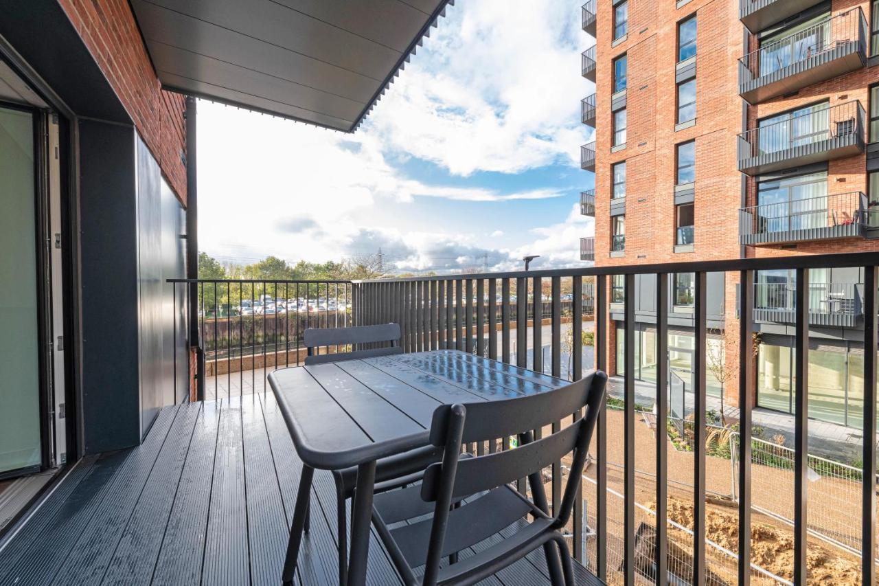 Stayo Apartments Barking Wharf London Eksteriør billede